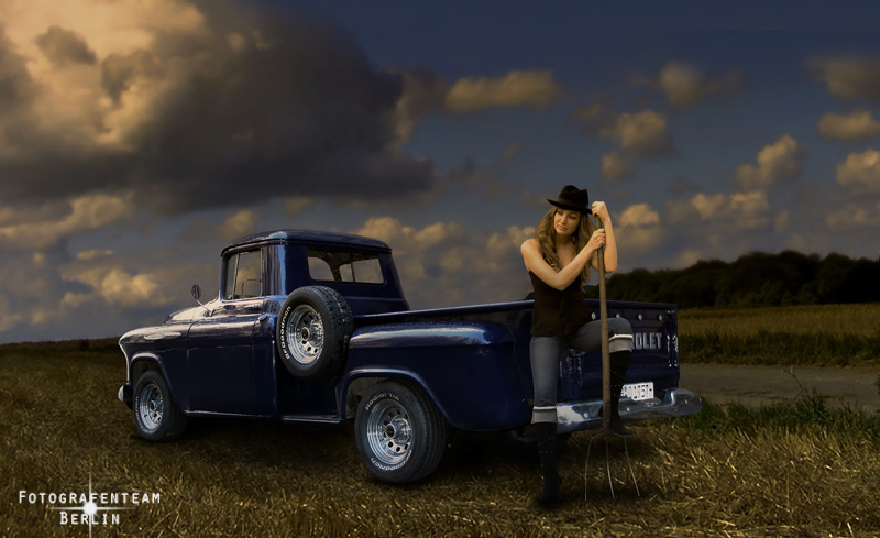 photo "Pickup" tags: montage, glamour, 