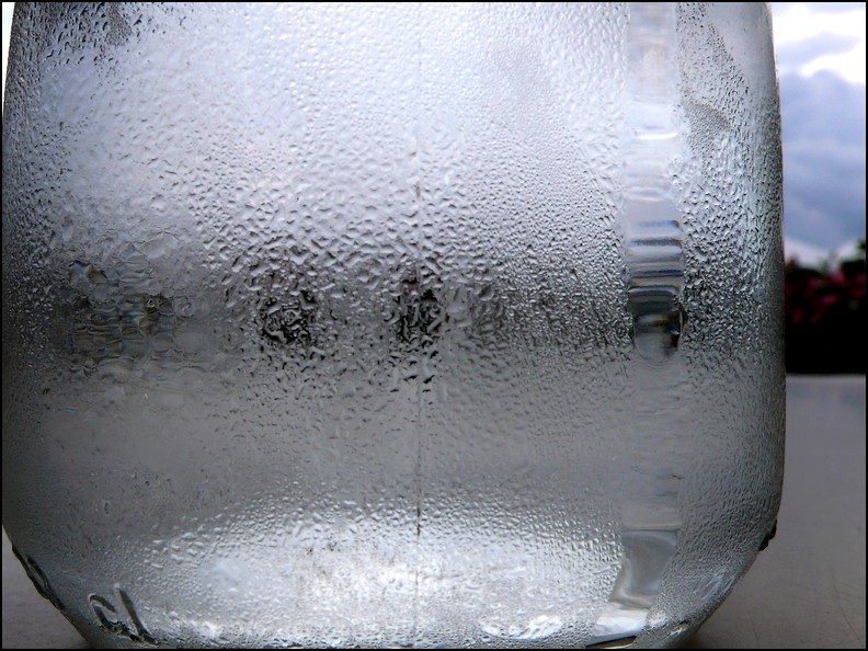 photo "bottle perspective" tags: abstract, macro and close-up, 