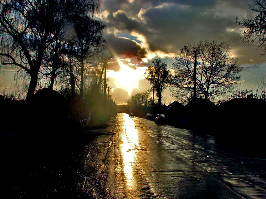 photo "The alarming way" tags: landscape, clouds, sunset