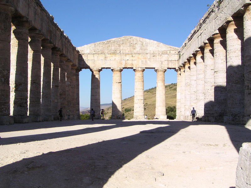 photo "Long Shadows Of The Time" tags: architecture, travel, landscape, Europe