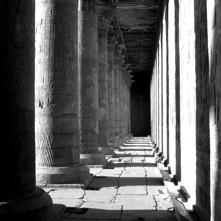 фото "Edfu Temple" метки: черно-белые, 