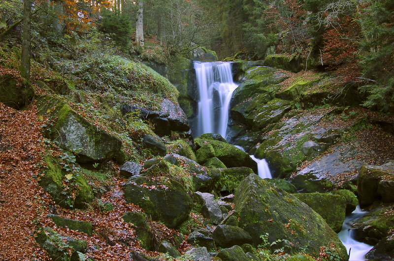 фото "Водопад в горах Schwarzwald" метки: пейзаж, горы, лес