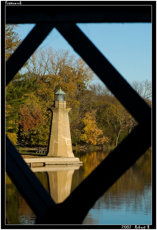 photo "framework" tags: landscape, architecture, autumn