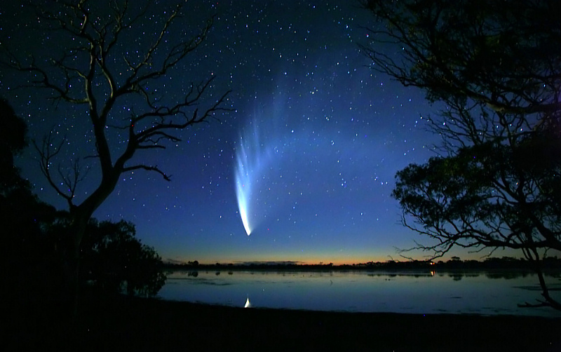 фото "McNaughts Comet 2007" метки: пейзаж, путешествия, Австралия, ночь