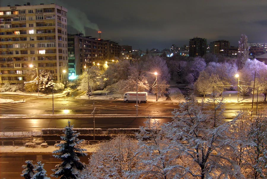 фото "When the snow covers the city" метки: пейзаж, зима
