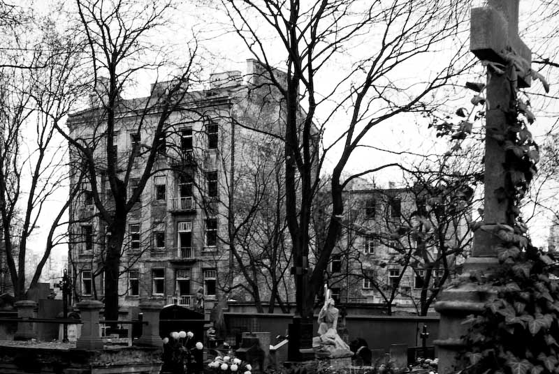 photo "House of Dead" tags: city, black&white, 