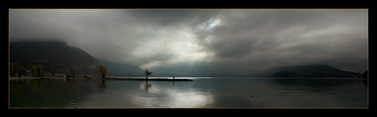 photo "Lake Dramatic" tags: panoramic, landscape, autumn