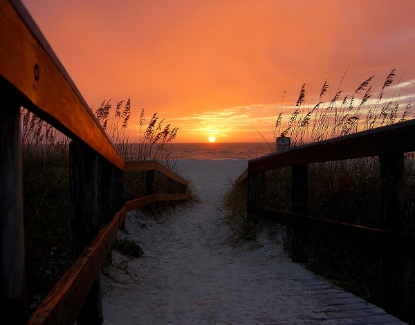 photo "The First Sunset of a Long Weekend" tags: landscape, travel, North America, sunset