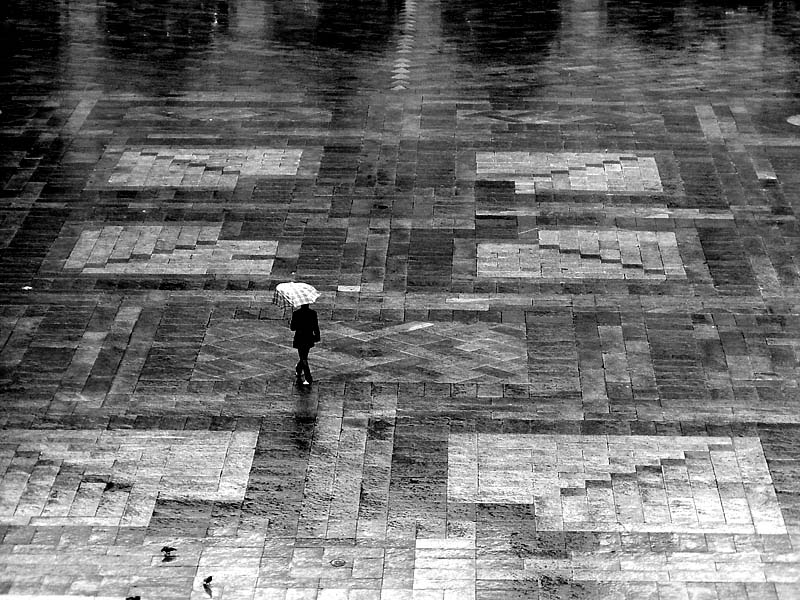 photo "The main square" tags: architecture, black&white, landscape, 