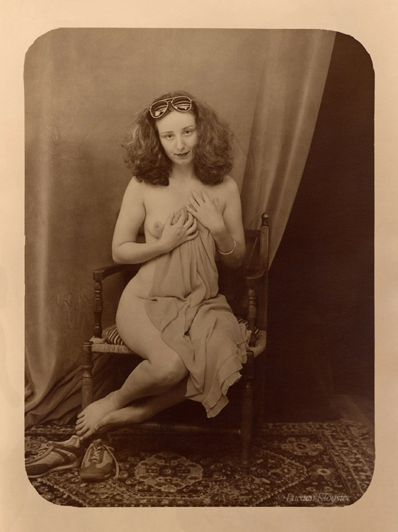 photo "Pin-up in the 19th century?" tags: nude, portrait, woman