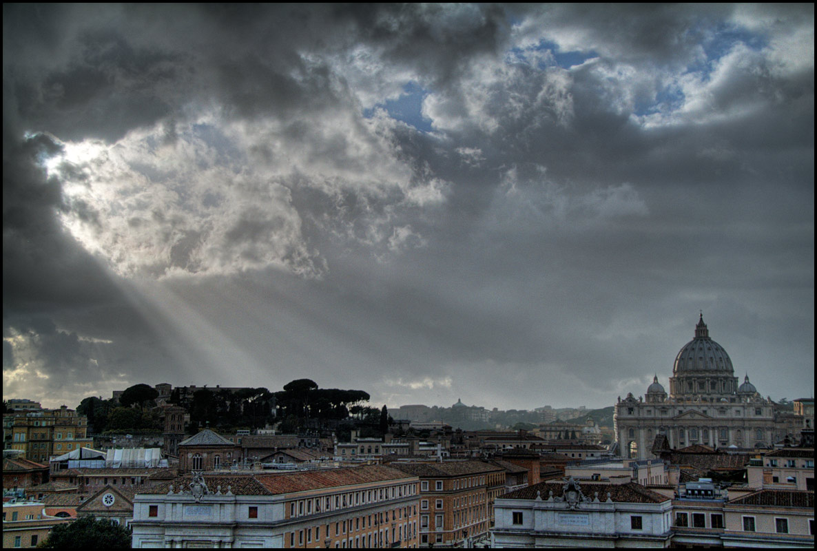 photo "Clouds over Vatican" tags: architecture, travel, landscape, Europe