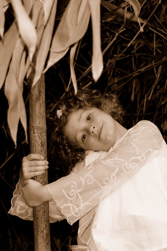 photo "With my thoughts in Hawai" tags: portrait, children