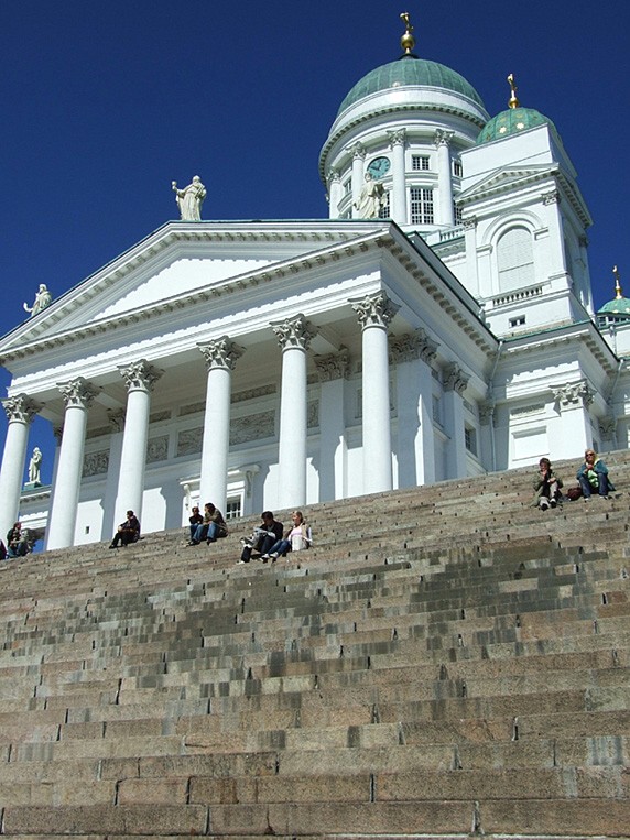 photo "Steps to a temple .." tags: architecture, travel, landscape, Europe