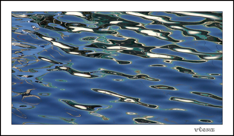 photo "Painting with reflections(9)" tags: abstract, 