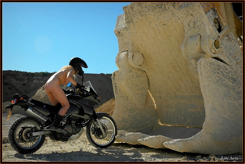 photo "very strong biker" tags: portrait, nude, woman