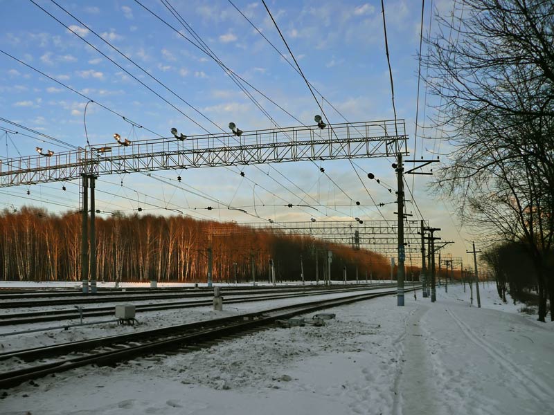 фото "Рельсы,столбы" метки: город, 