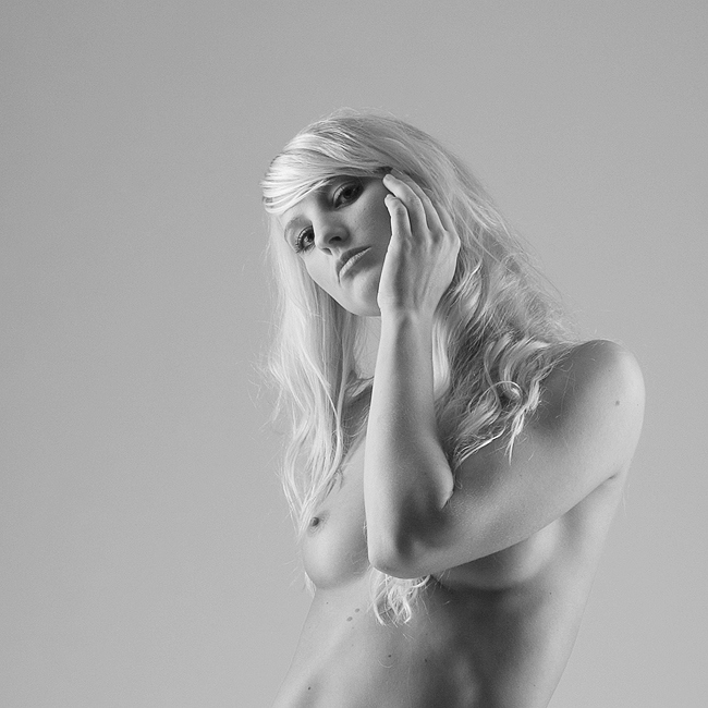 photo "8" tags: portrait, nude, woman