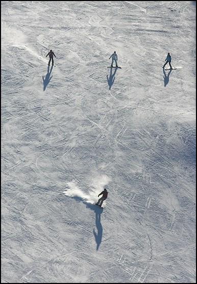 photo "Piste (downhilling)" tags: sport, 