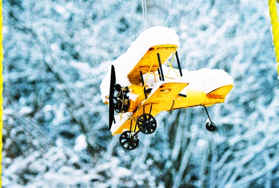 photo "yellow plane" tags: reporting, landscape, 