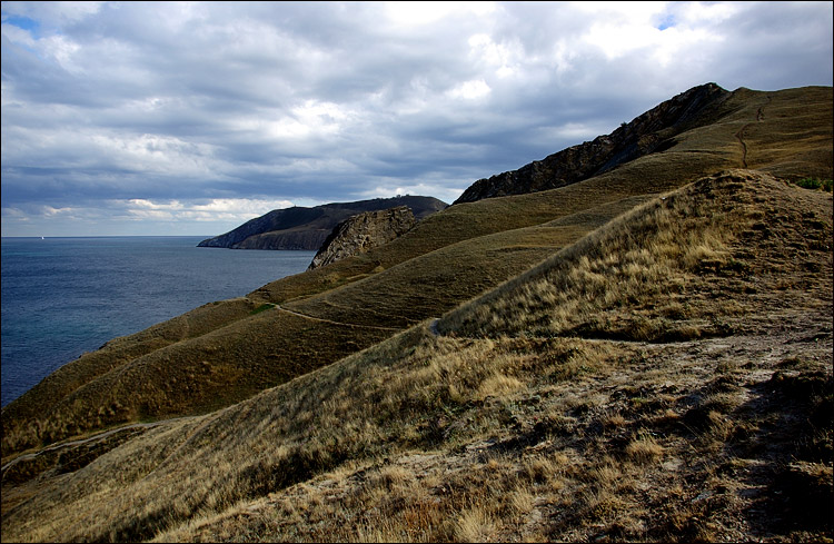 photo "The end of summer" tags: landscape, mountains, water