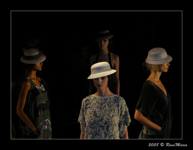 photo "Sao Paulo Fashion Week 2008" tags: travel, reporting, South America