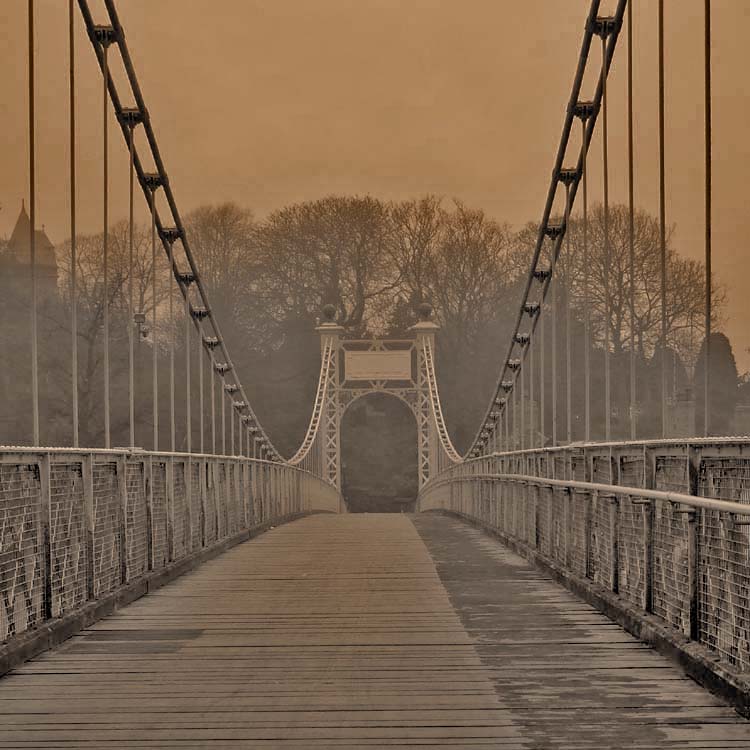 photo "Bridge" tags: black&white, city, 