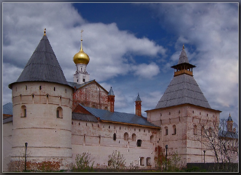 фото "Садовая Башня и Церковь Спаса на Сенях" метки: путешествия, 