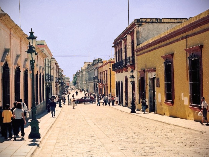 фото "Oaxaca street" метки: путешествия, город, 