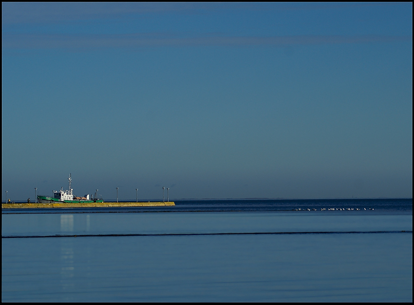 photo "***" tags: landscape, water