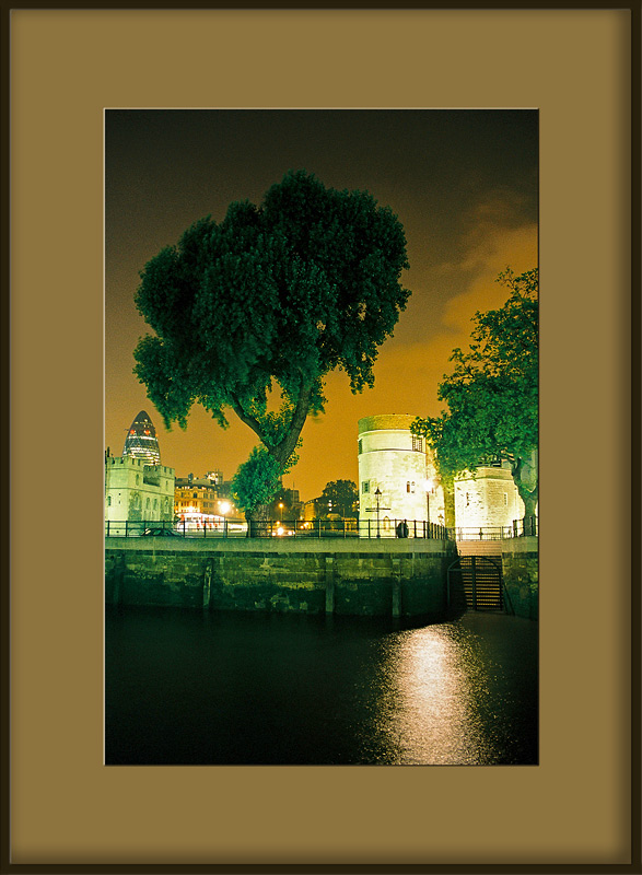 photo "Tower. Midnight." tags: architecture, travel, landscape, Europe