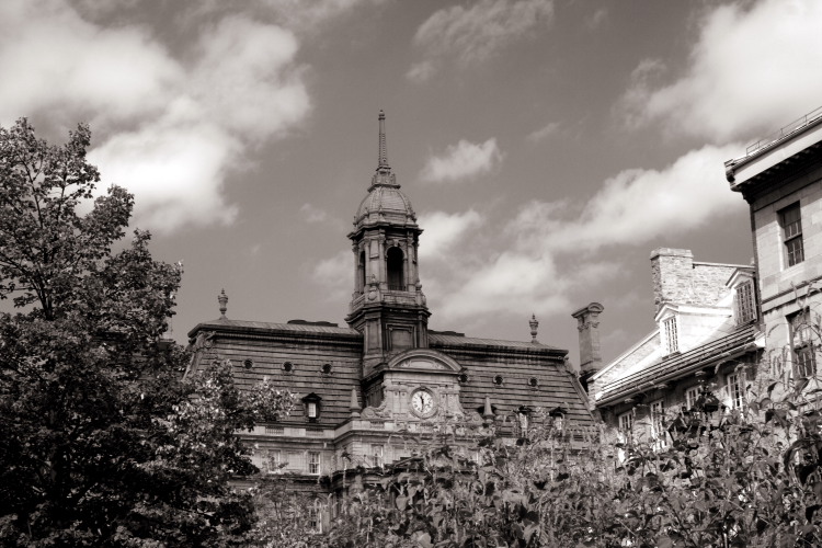 photo "The Clock" tags: architecture, black&white, landscape, 