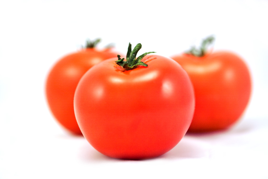 photo "Tomatoes" tags: still life, 