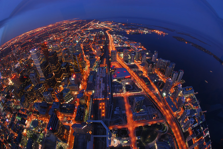 photo "I believe I can fly" tags: landscape, architecture, night