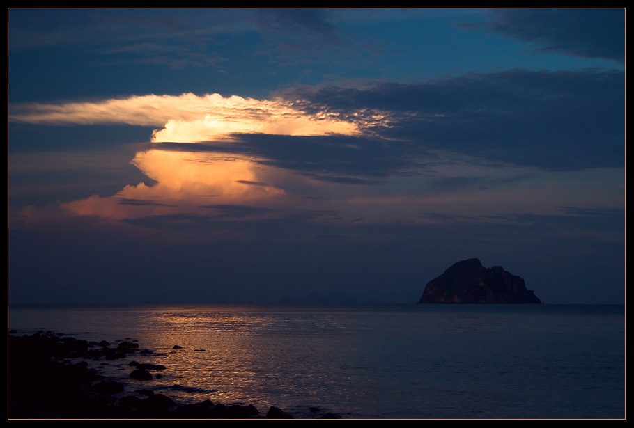 photo "Islands ..." tags: landscape, clouds, sunset