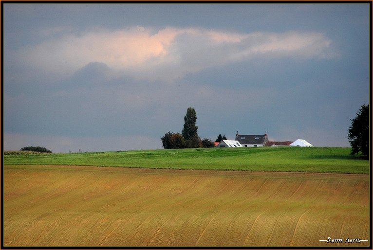 photo "Belgian landscape" tags: architecture, landscape, spring