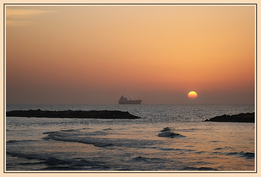 photo "***" tags: landscape, sunset, water