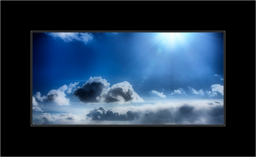 photo "Divine Lights" tags: landscape, clouds