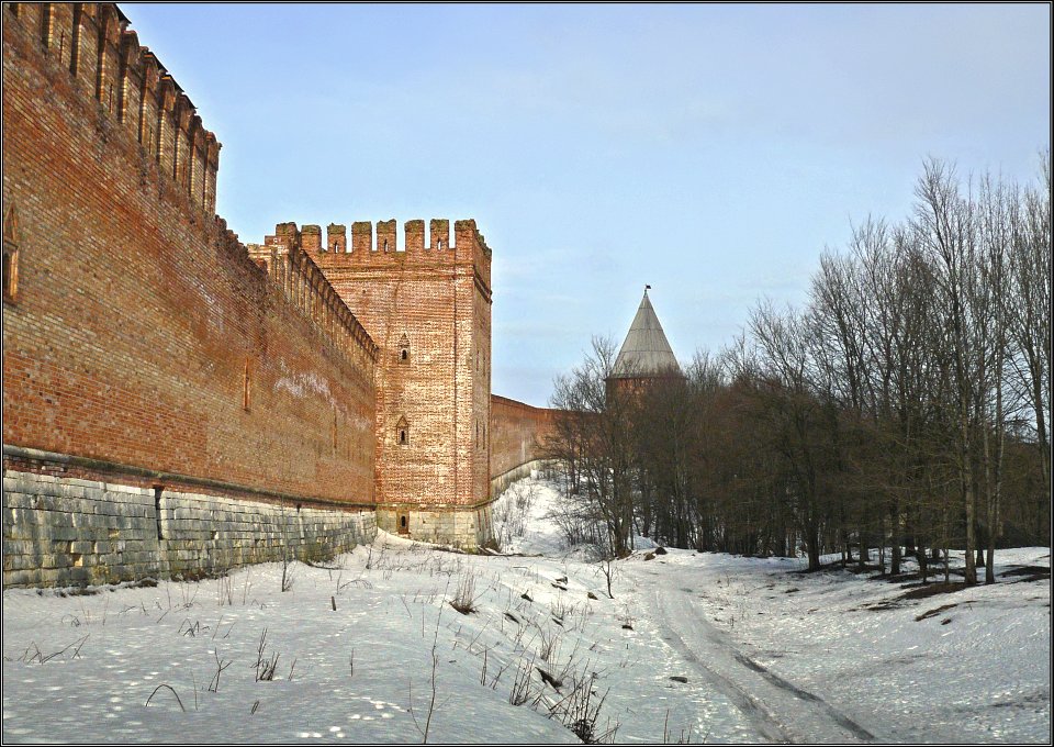 photo "External side of wall." tags: landscape, architecture, 