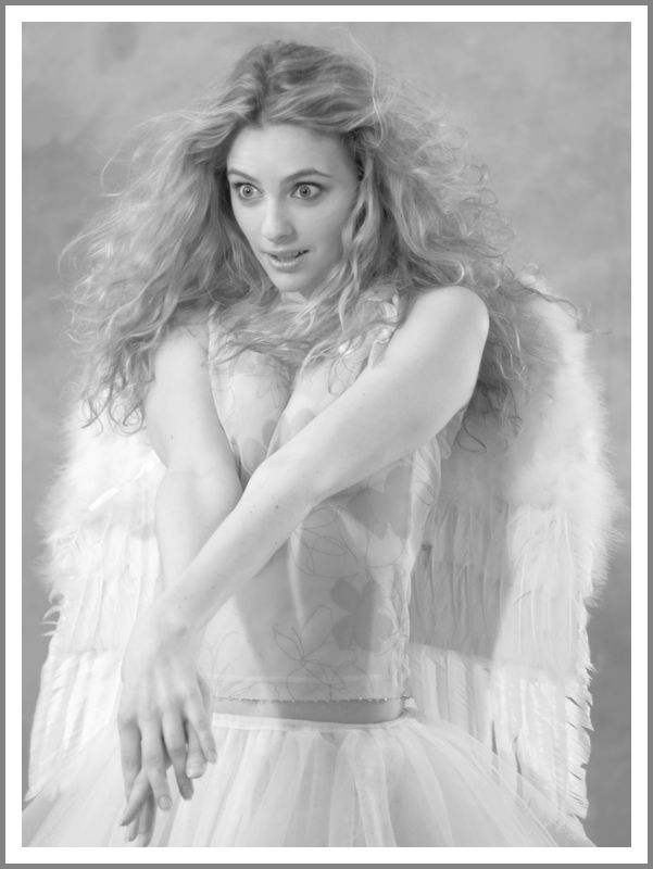 photo "Angel astounded ..." tags: portrait, black&white, woman