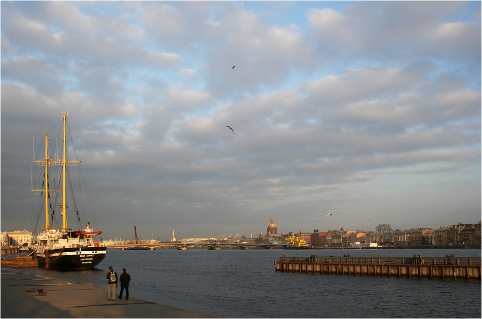 photo "Yesterday there was a spring" tags: city, landscape, clouds