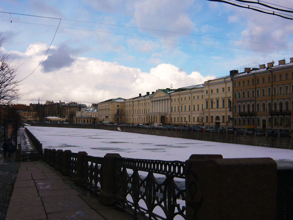 фото "Annichkov Bridge" метки: архитектура, пейзаж, облака