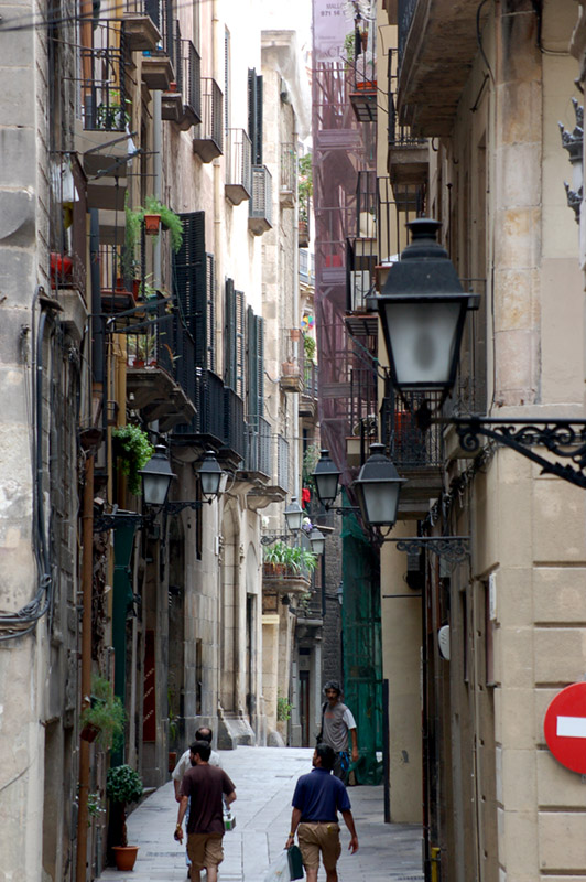 photo "side-streets of Barcelona" tags: travel, city, Europe