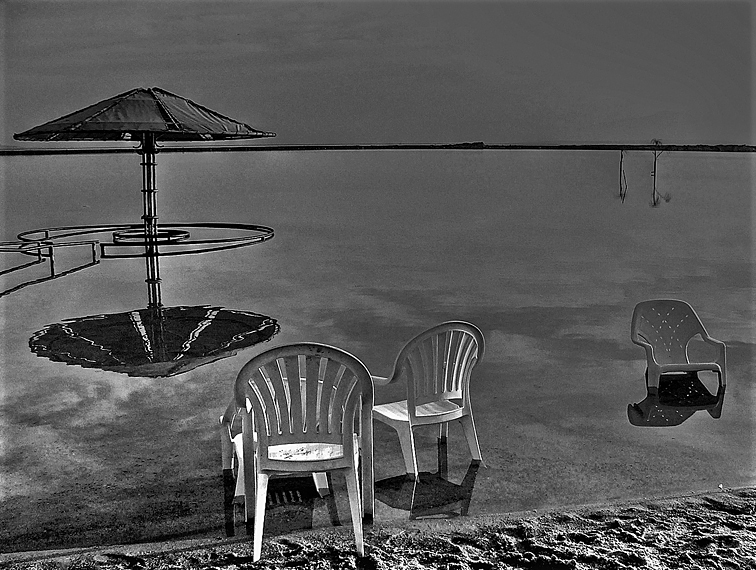 photo "Waiting ... ... ..." tags: black&white, landscape, water