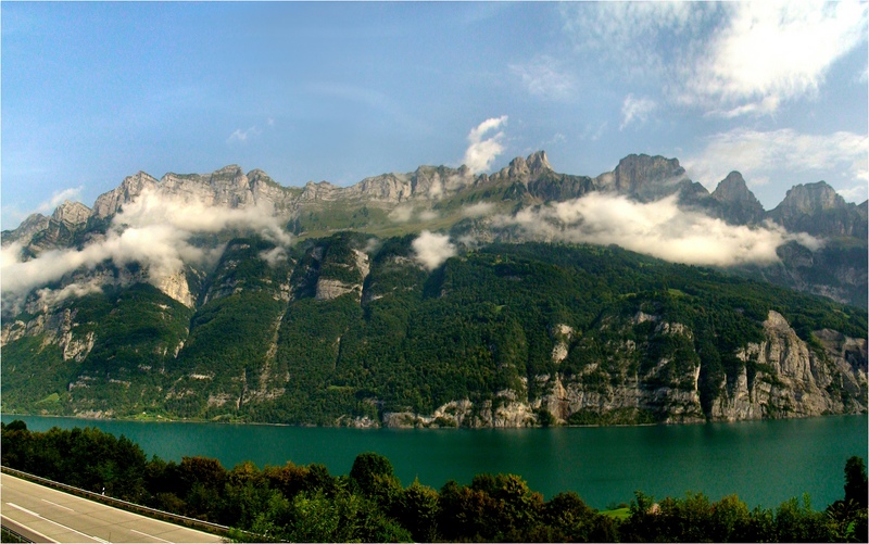 photo "Above Lake Walensee" tags: landscape, travel, Europe