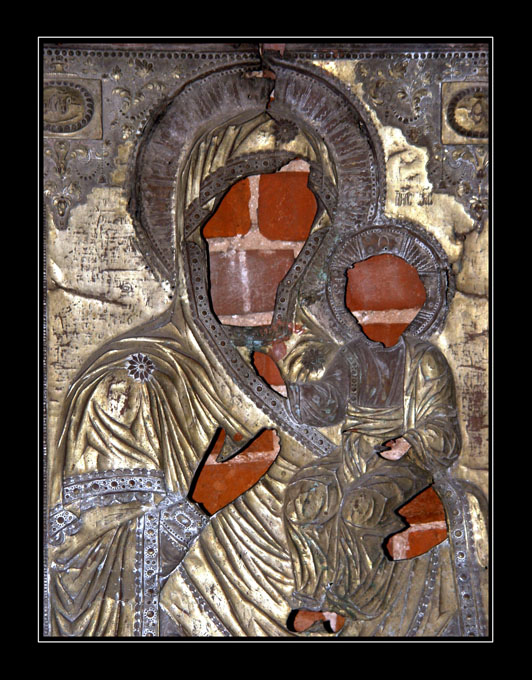 photo "Brick faced madonna" tags: travel, genre, 