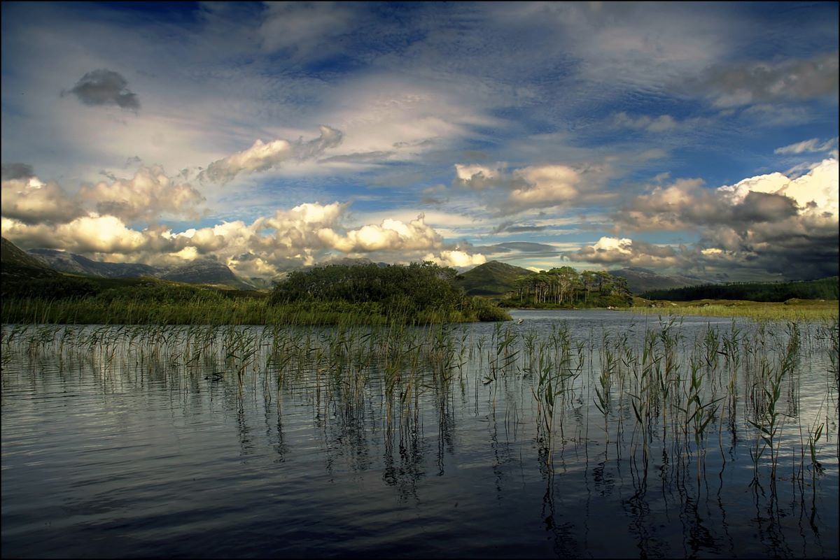 photo "Connemara Lake" tags: landscape, mountains, water