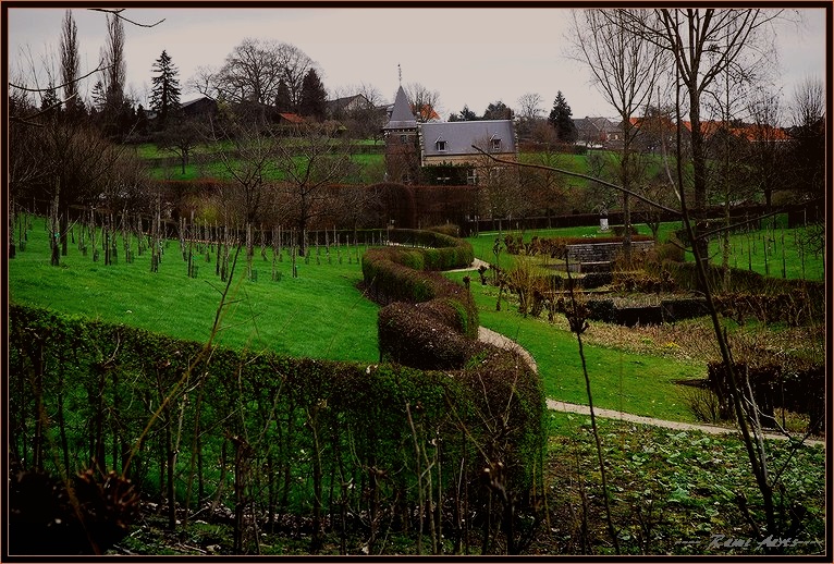 photo "strange locking" tags: architecture, landscape, spring