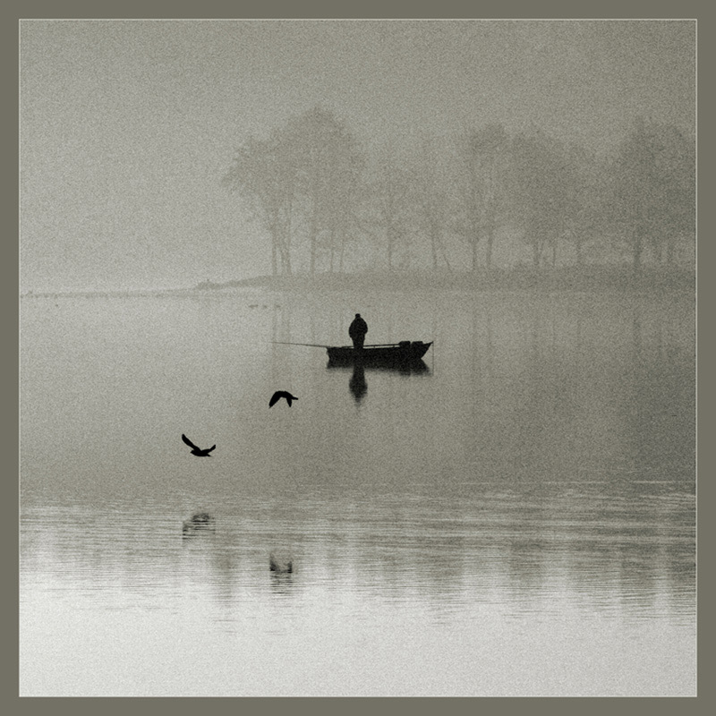 photo "spokoj rybaka" tags: landscape, black&white, water
