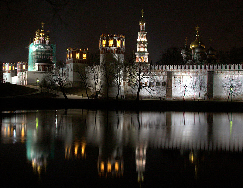 photo "Novodevichy a monastery" tags: landscape, architecture, night