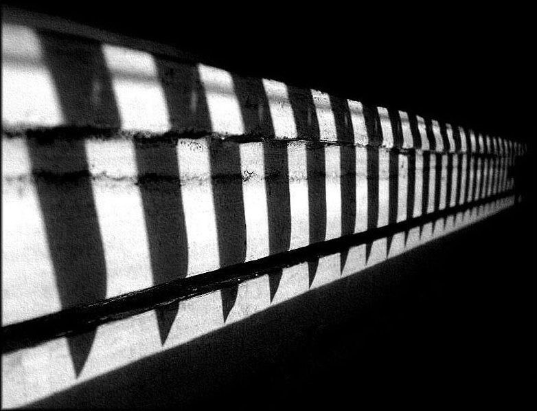 photo "***" tags: black&white, abstract, bw, shadow